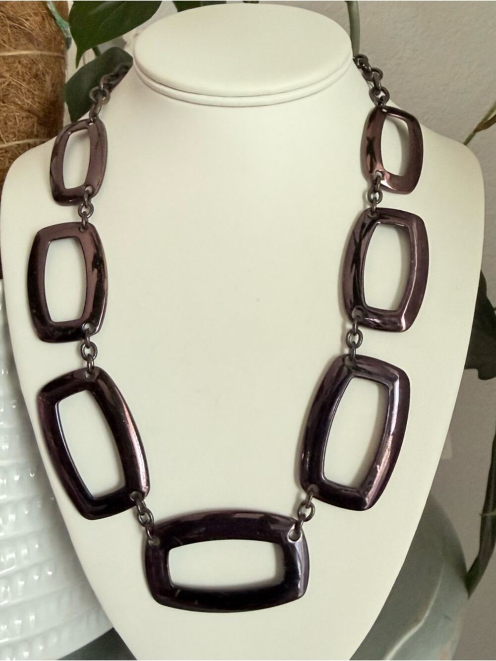 Banana Republic Chunky Statement Necklace
